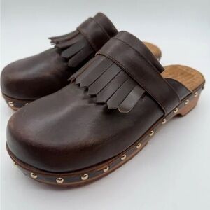 Kelsi Dagger Leather Studded Wooden Bottom Hobby Clogs Sz7.5